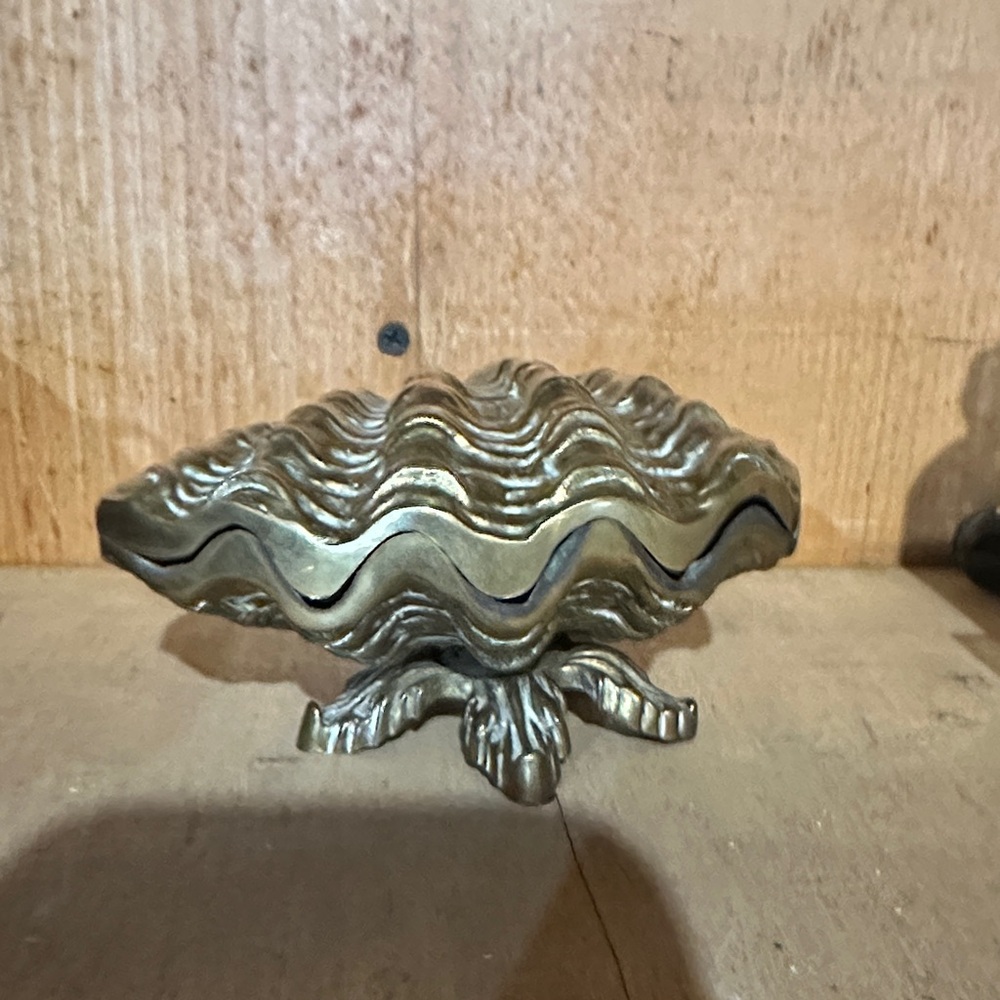 Brass Clam Shell Trinket Box - Decorative Seashell Jewelry Dish